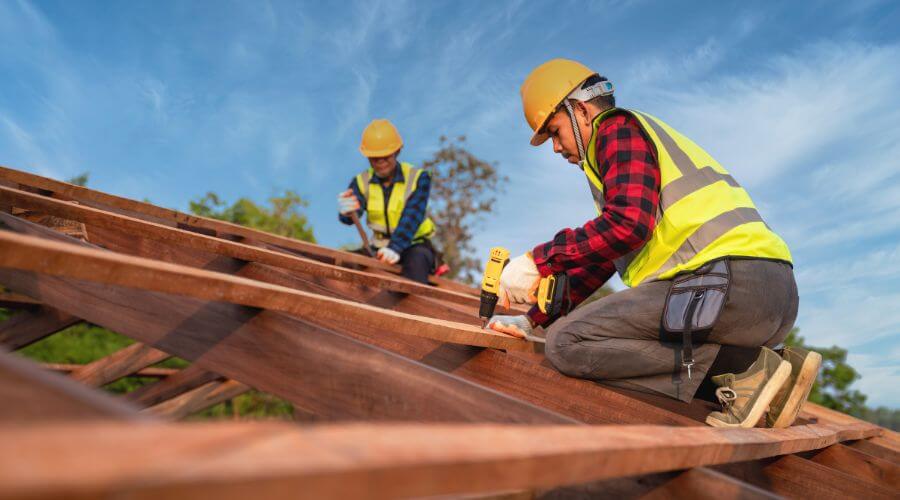 Professional Flat Roofing Installation services in Cuero, TX